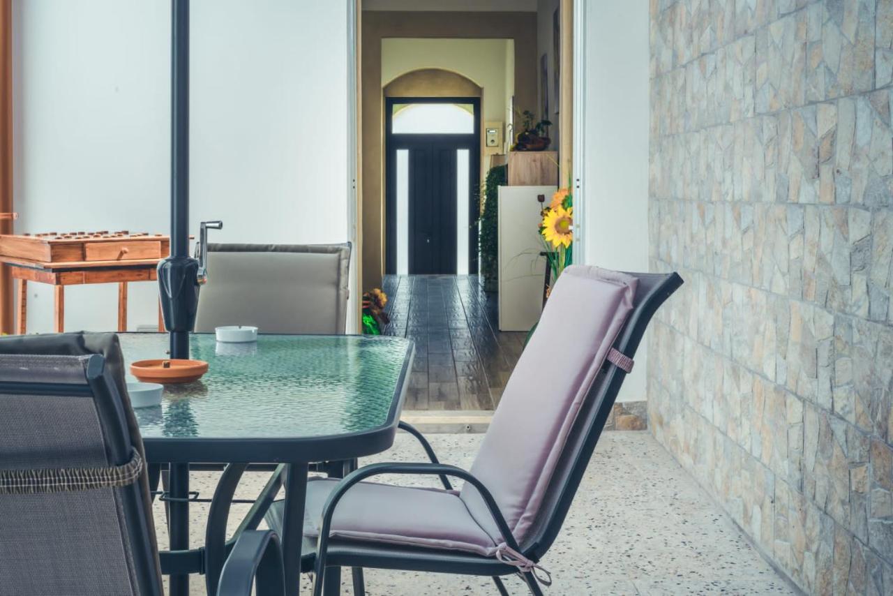 La Casa Di Tina Canicattini Bagni Exterior foto