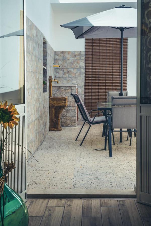 La Casa Di Tina Canicattini Bagni Exterior foto